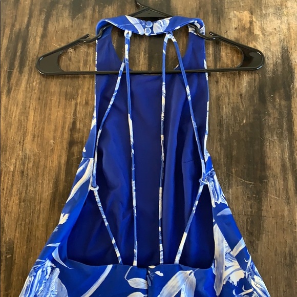 Women’s StyleStalker Tropical Romper - Picture 5 of 6